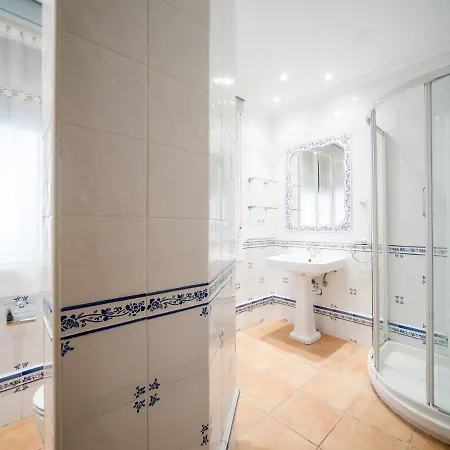 Miramar. Basquenjoy Apartment Hondarribia